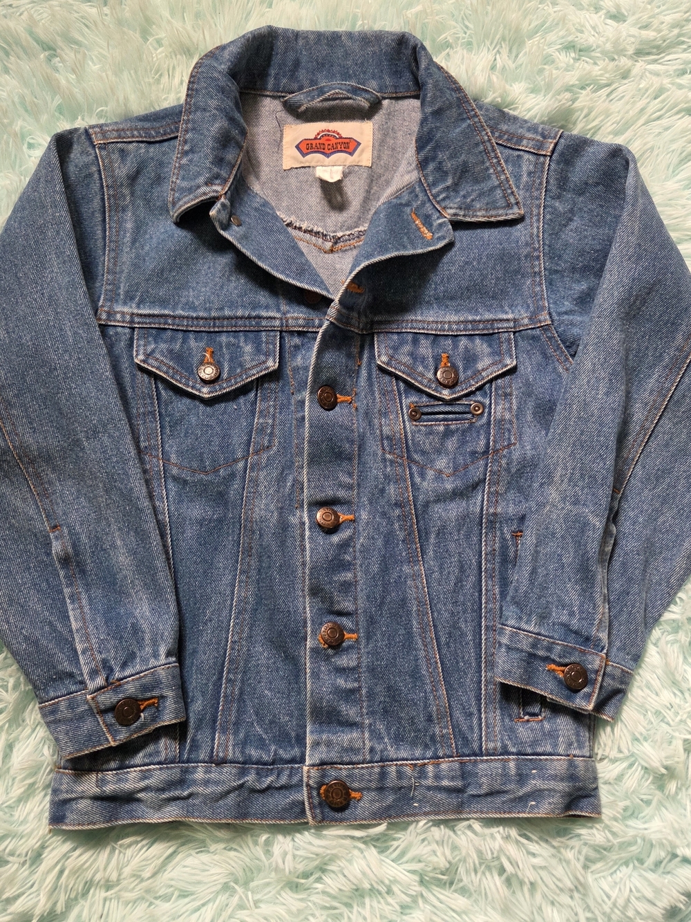 Vintage Grand Canyon Blue Denim Trucker Jacket Size Small Leather Patch.